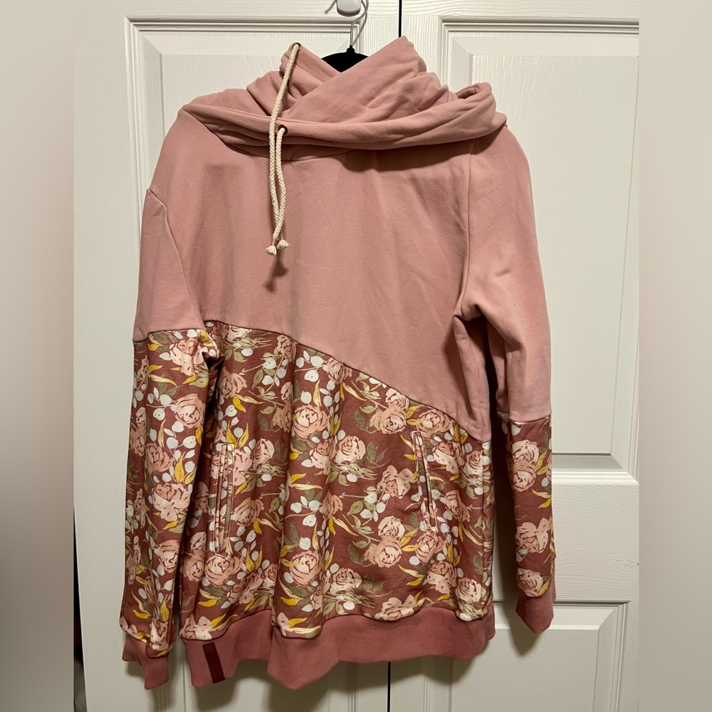 NWT Ampersand Ave Single Hood XXL